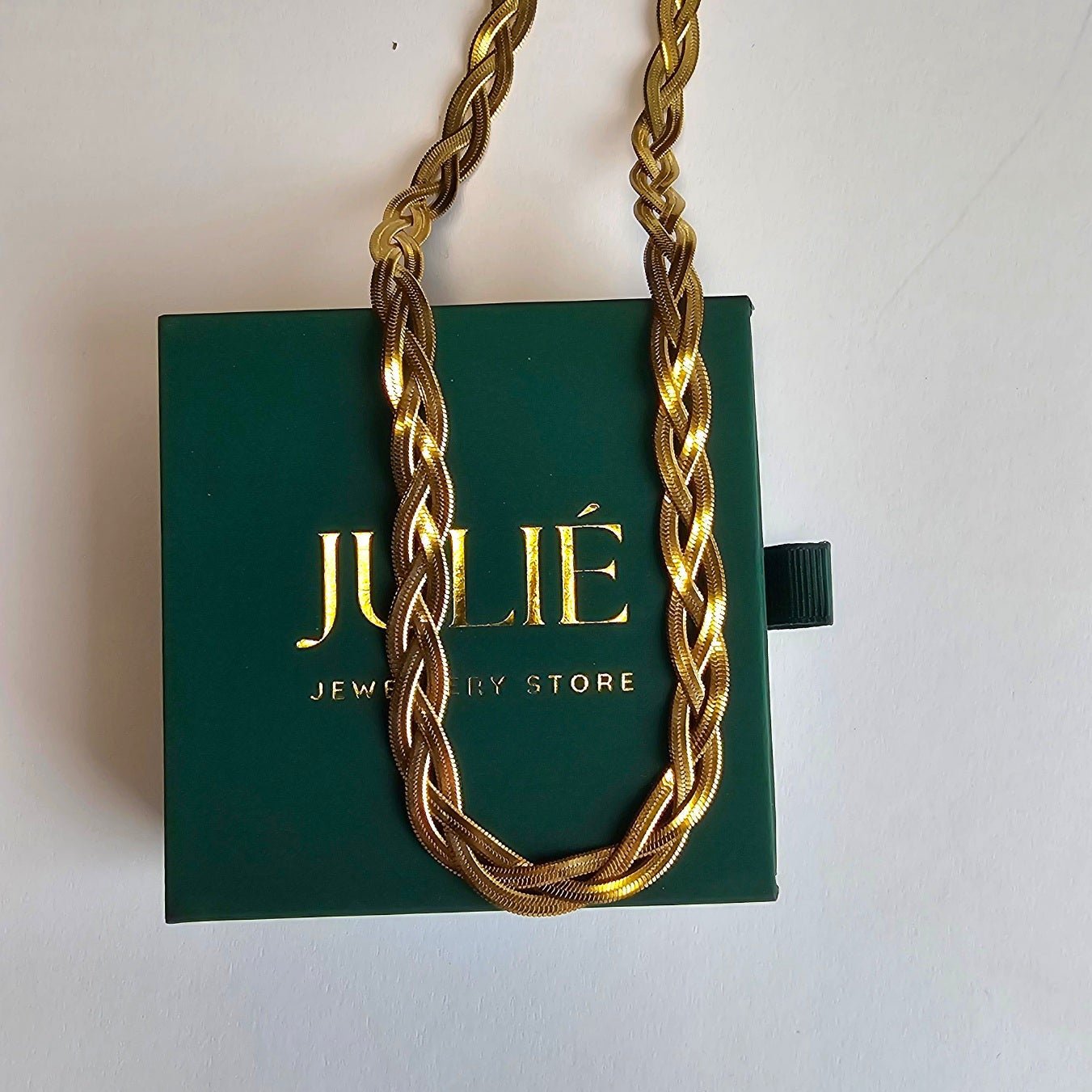 Ogrlica Chloe - Julié Jewellery Store