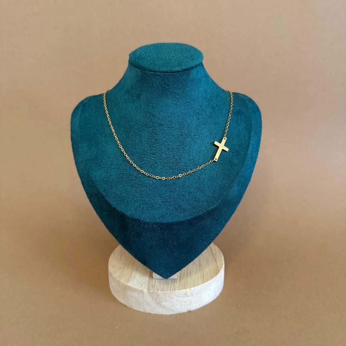 Ogrlica Croix - Julié Jewellery Store