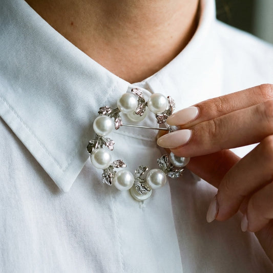 Broš Aura - Julié Jewellery Store