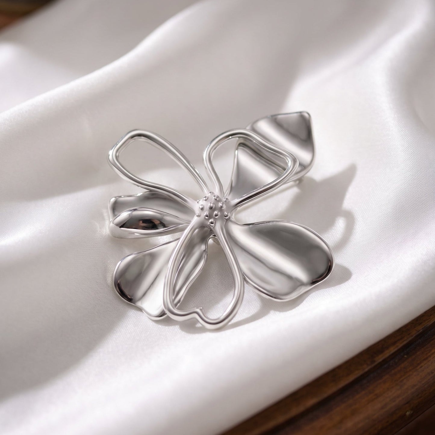 Broš Floral - Julié Jewellery Store