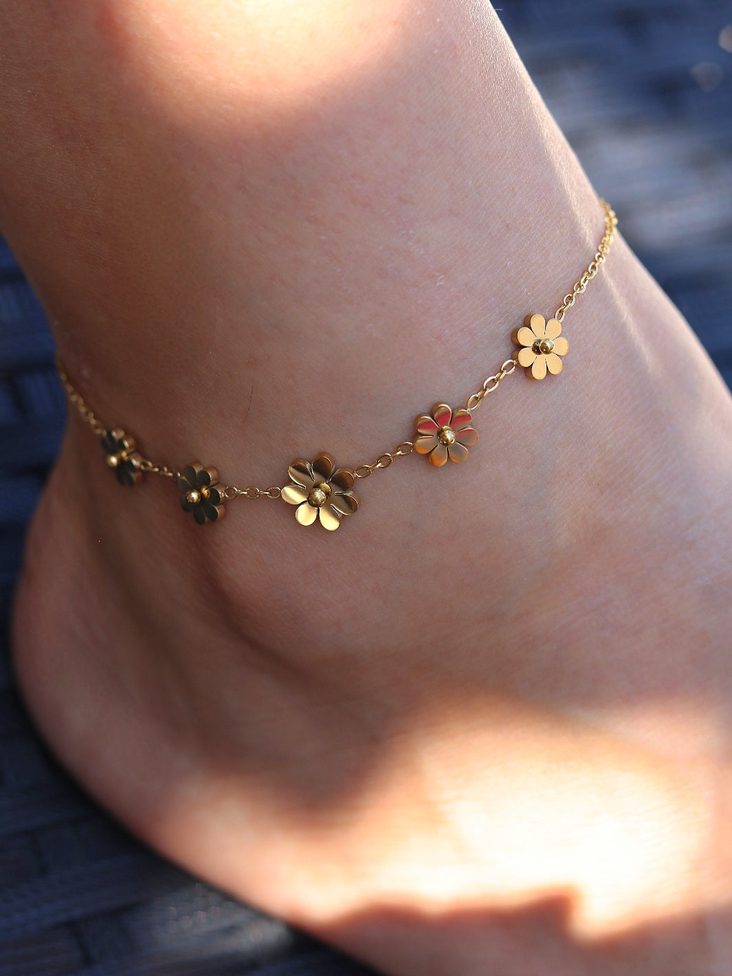 Nanogica Daisy